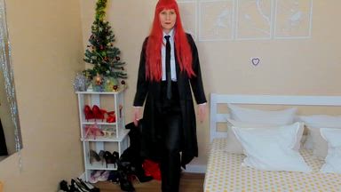 Makima cosplay costume from the anime Chainsaw Man