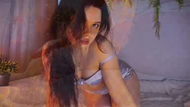 It is impossible to take your eyes off the enchant