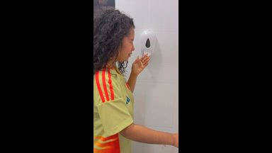play shower whit me