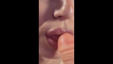 💦