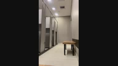 My gym's bathroom complet