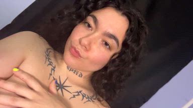 😋