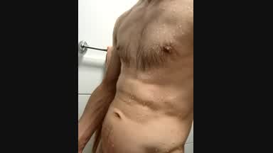 dani โ Playing after shower