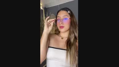 👑