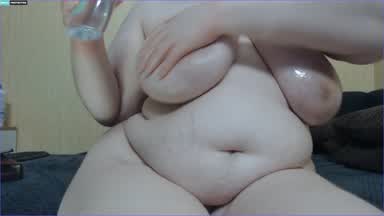 Oil boobs