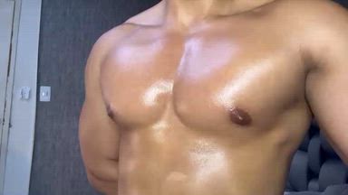 pectorals + oil