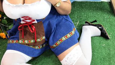 🔥 The Oktoberfest girl has arrived