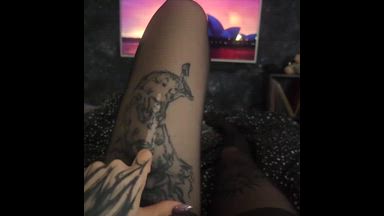 ASMR I tear my tights with my nails 🔥💦