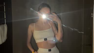 <3