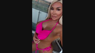 Sarahstone_