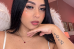😇How do you prefer me—angel or demon?😈