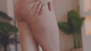 shower show only with my hands