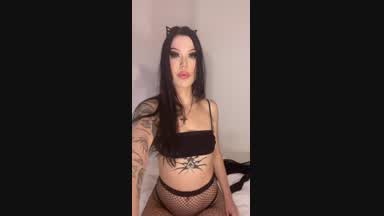playing and cumming:)