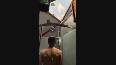A shower together?😏❤️