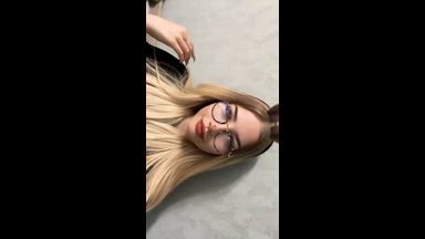 Meee