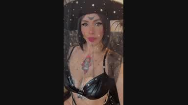 HAPPY HALLOWEEN