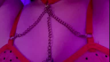 😈