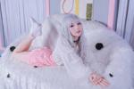 Cutie with white hair