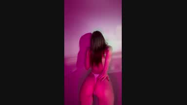 Sexy dance with oil ♥