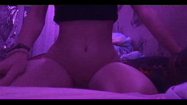 play with pussy without panties😜💖