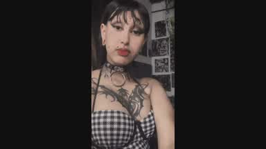 ꧁𝔂𝓪𝓼𝓼 𝓺𝓾𝓮𝓮𝓷꧂