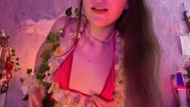 The Hottest Girl on the Island