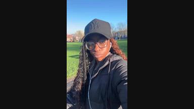 madamenoirukx — getting some sun ;P