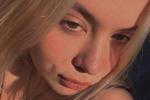 <3 2
