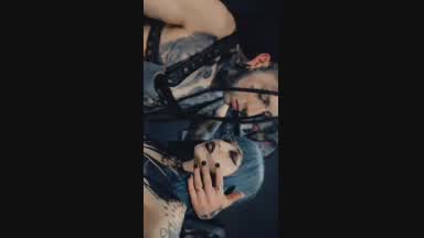 dark room hot ✟✧✟