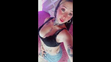 milany cute live streaming profile