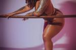 Sensual Curves in Focus
