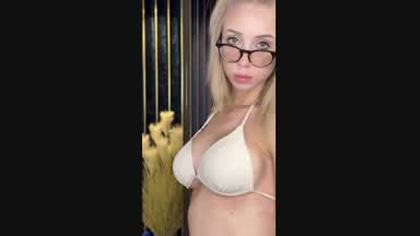 Hi :)