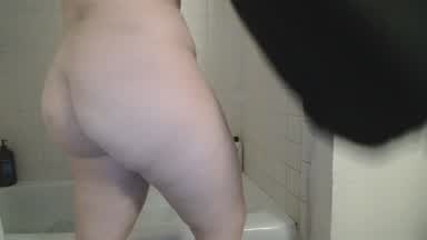 Bathtime fun with me
