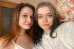 Just 2 pretty sweet Girls^_^