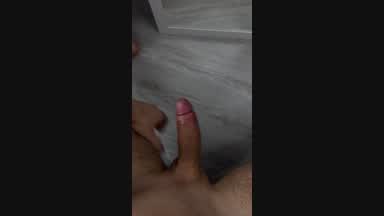 cover the mirror with my huge load