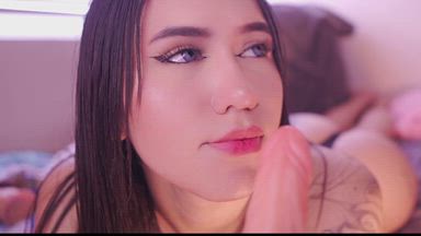 Cum in my mouth😋