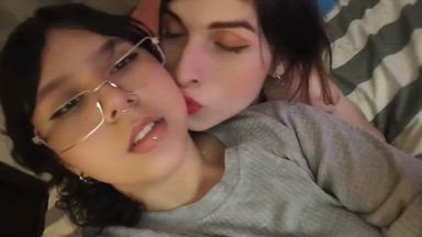 𝑅𝓊𝒷𝓎 𝒶𝓃𝒹 𝒵𝒶𝒻𝒾𝓇𝑒 live Chaturbate webcam gallery thumbnail