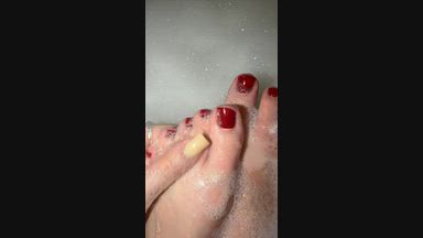 Taking a bath with my feet