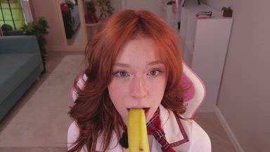 Banana Tease Show 🍌✨