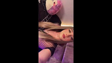💋