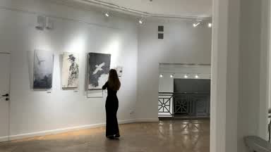 she lived by art.. (or was she that art?)