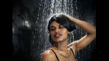 sexy dance in the hot shower 🥵💋