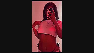 Feel me 🖤🔥