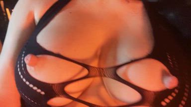 Bouncy Boobs Worship