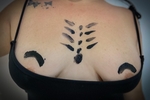 MY BODY WITH PAINTINGS