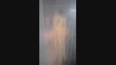 A hot shower 🥰