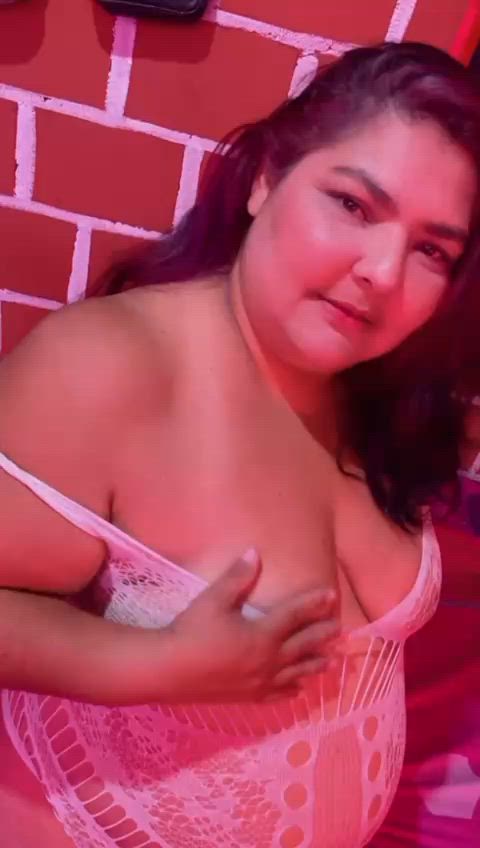 I want to fall in love 💘🤤😈