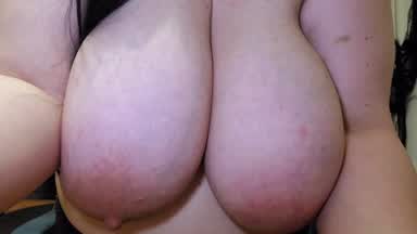 Boobs Play 1 min