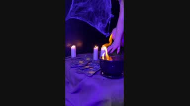 HAPPY HALLOWEEN