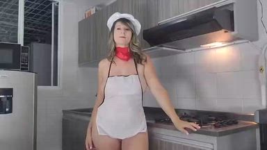 Your chef masturbates thinking about you